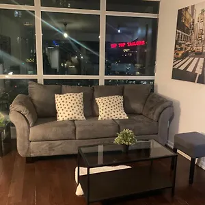 Downtown 2 Bedroom Families Only Sleeps 5 Canada